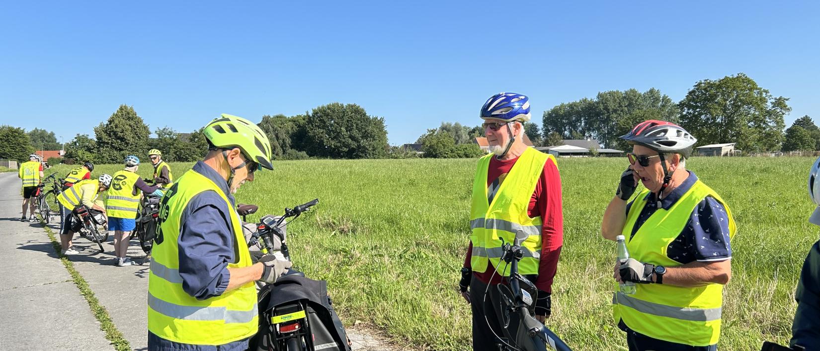 Pasar Liedekerke op fietstocht.