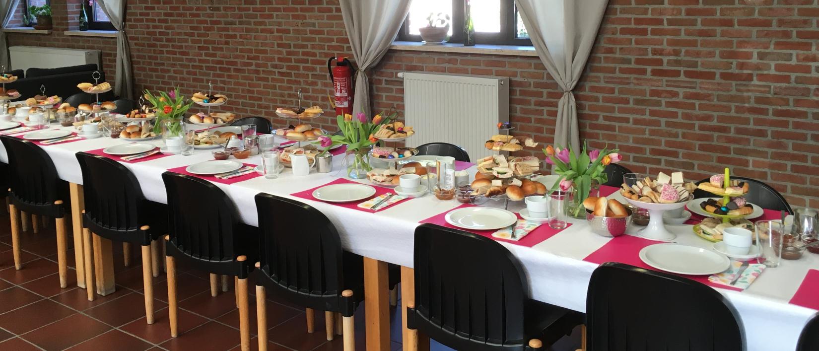 High tea in Primavera