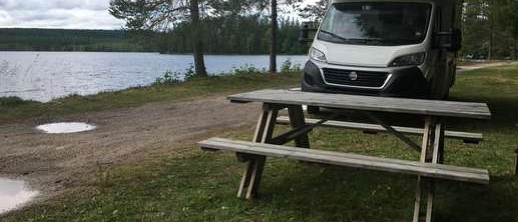 Hoofdfoto Rastplats bij meer van Brassjön
