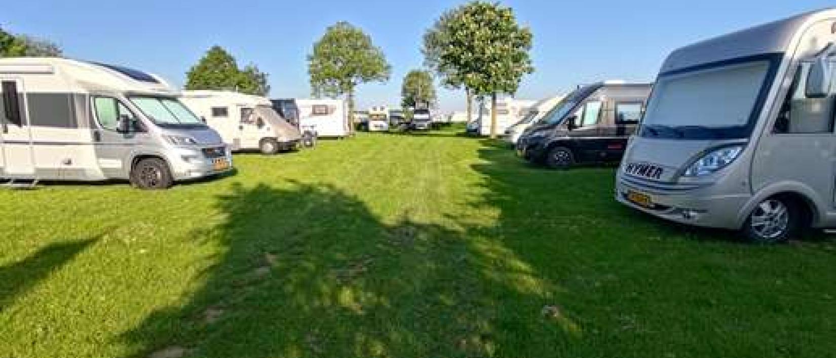 Hoofdfoto Camperplaats bij camping 't Eyveld