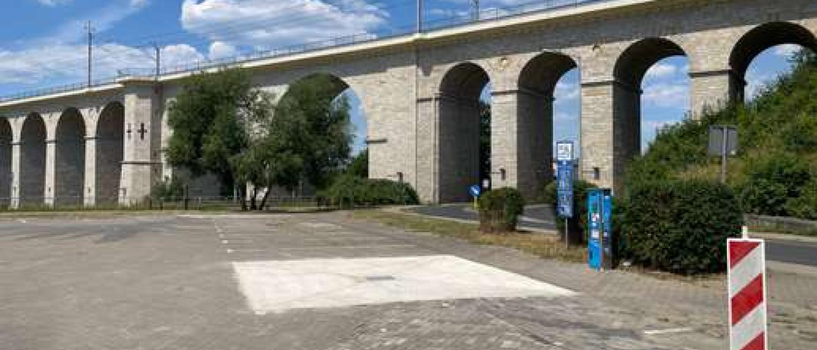 Hoofdfoto Parking przy viaduct