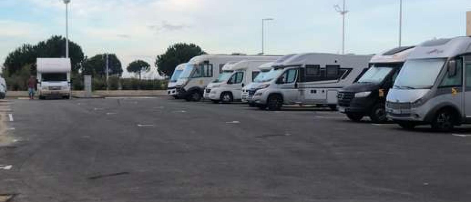Hoofdfoto Aire De Camping Car Grau Du Roi