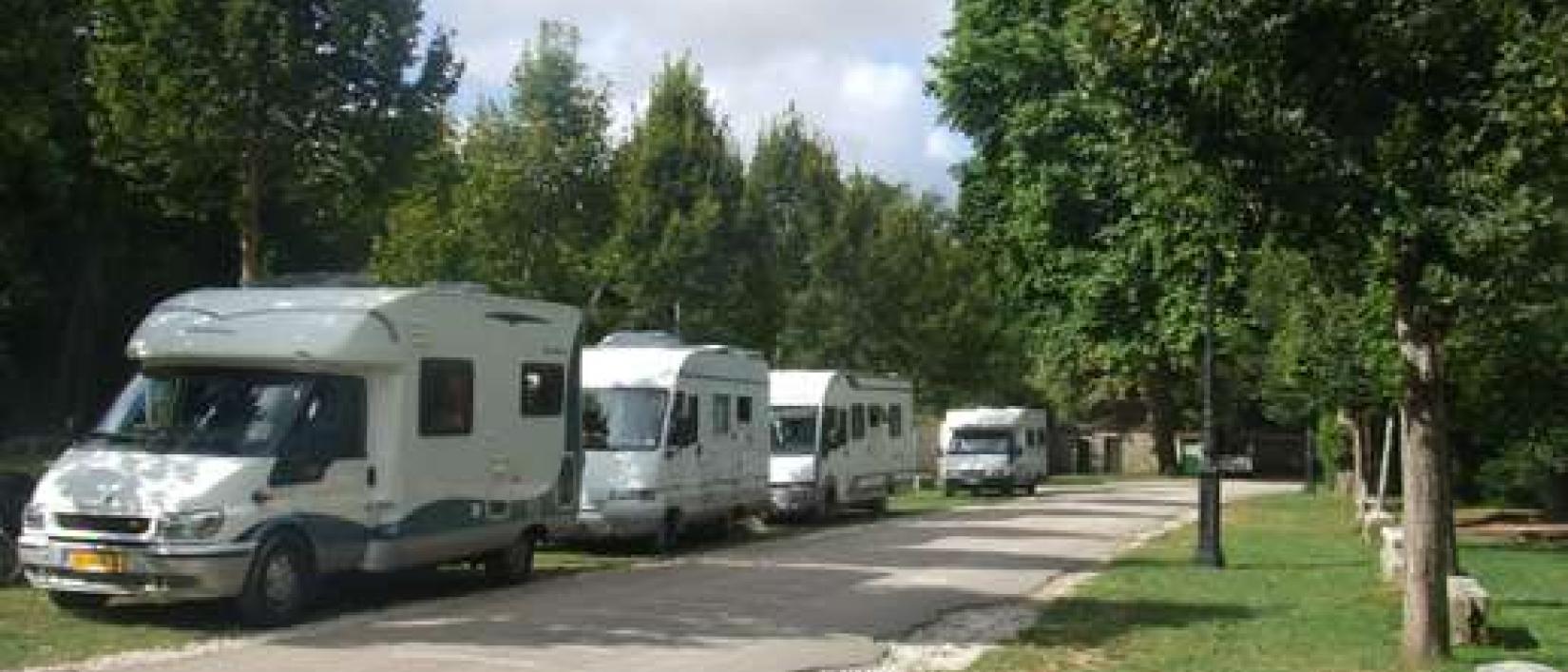 Hoofdfoto Parking voor de camping