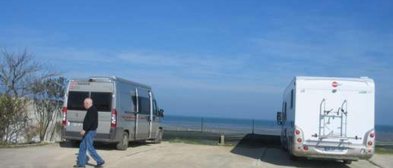 Hoofdfoto Aire de Camping-Car le Platin