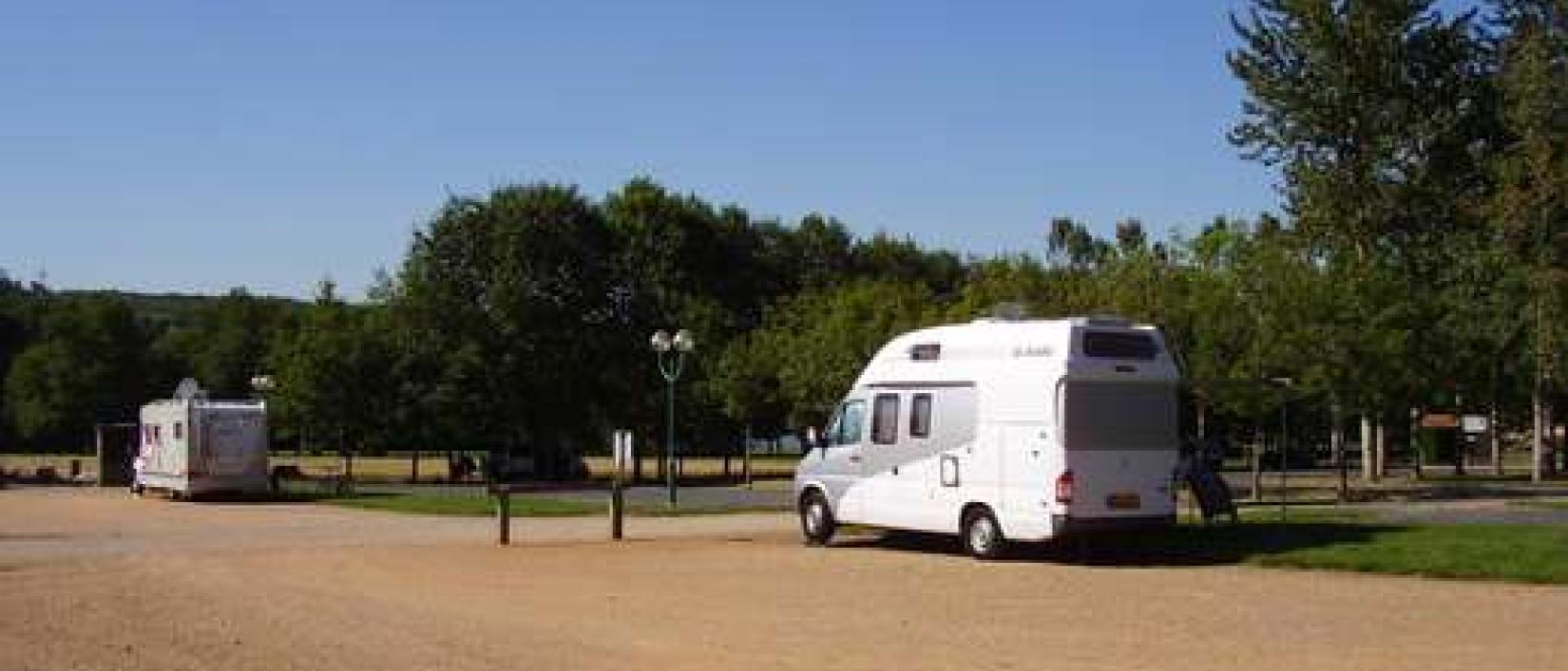 Hoofdfoto Aire de Camping-Car Lac d'Aubusson