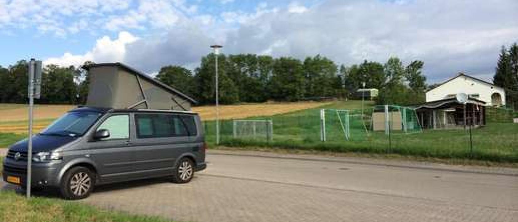 Hoofdfoto Parkplatz beim Sportplatz
