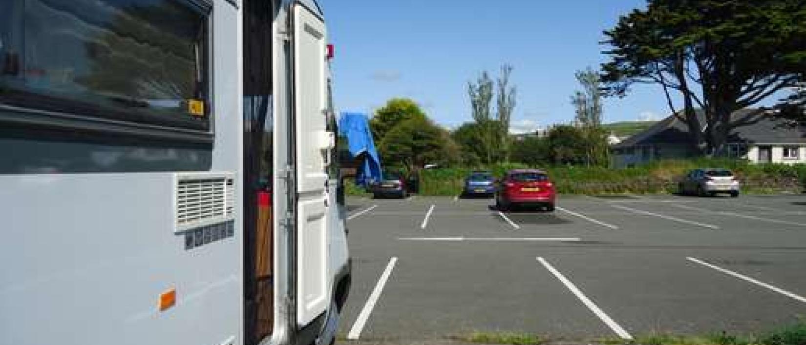 Hoofdfoto Sword In Stone Car Park