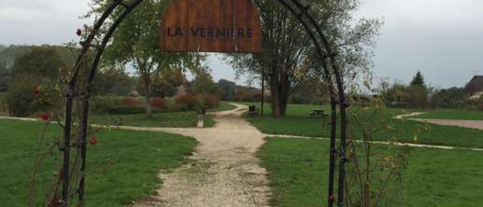 Hoofdfoto Aire de Camping-Car La Verniere