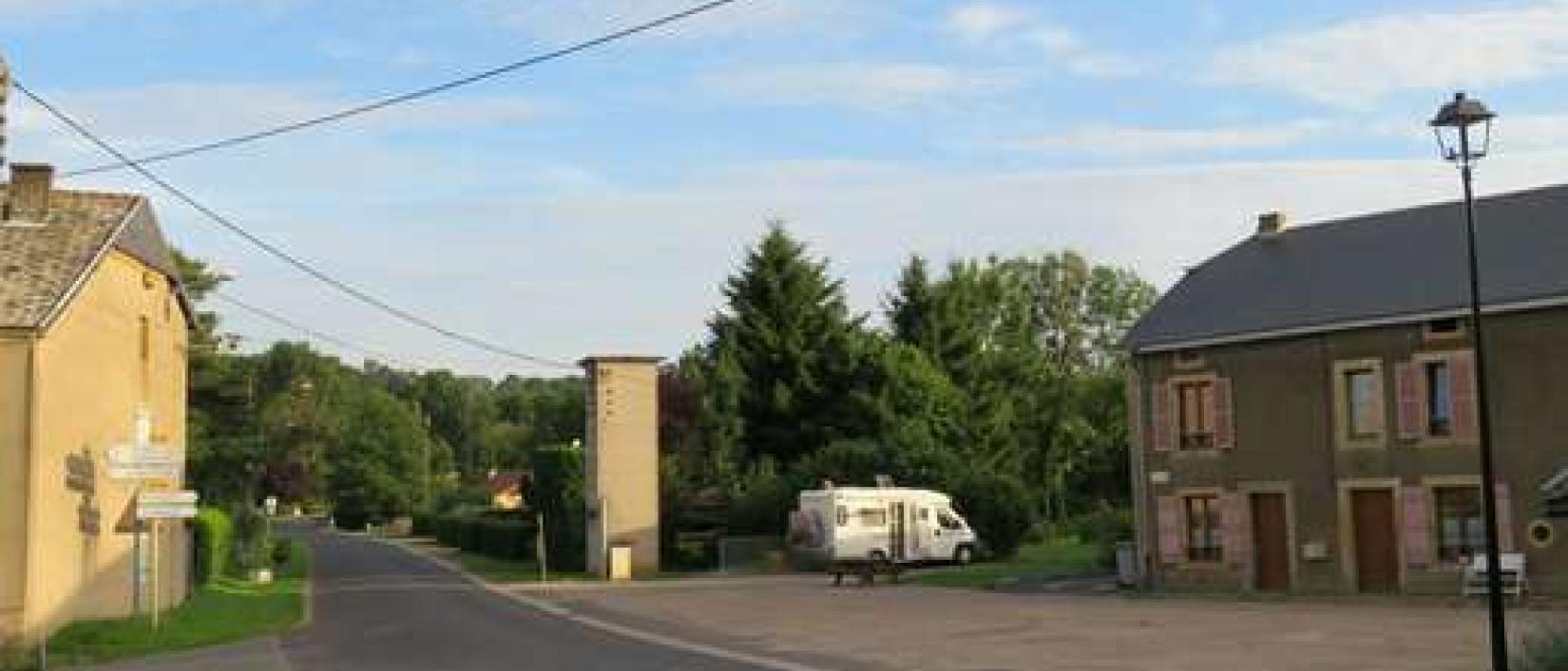 Hoofdfoto Parking Avioth