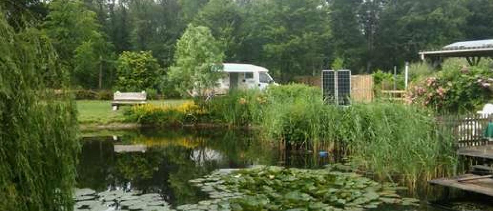 Hoofdfoto Camperplaats Op Het Eind