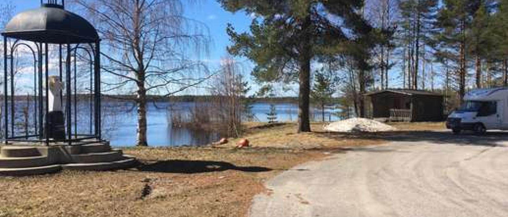 Hoofdfoto Kaatuneitten Venäläisten Muistomerkki Saunajärvellä