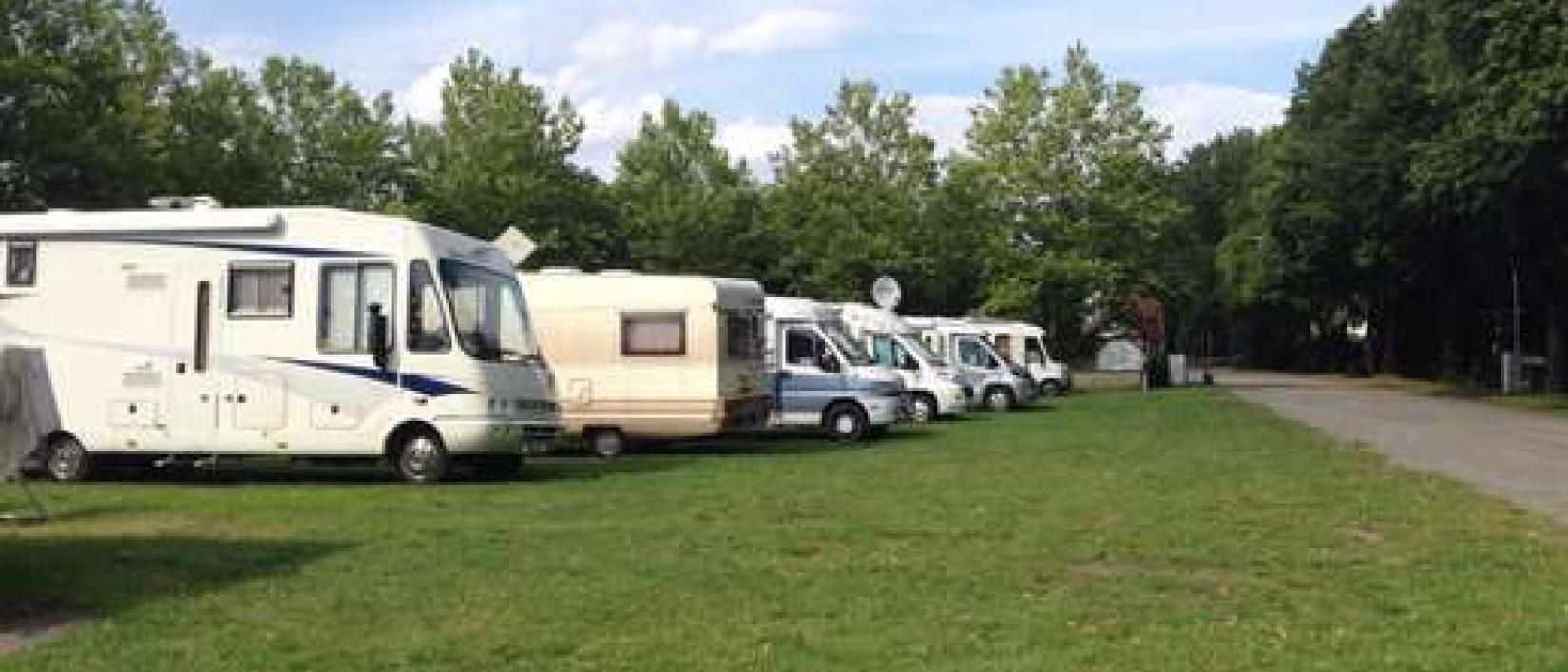 Hoofdfoto Wohnmobilstellplatz Am Heldenhain