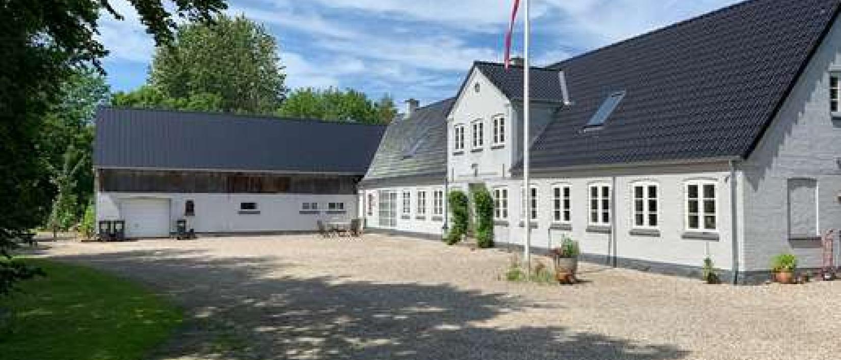 Hoofdfoto Ladegårdskov, Stine & Torben Sprenger