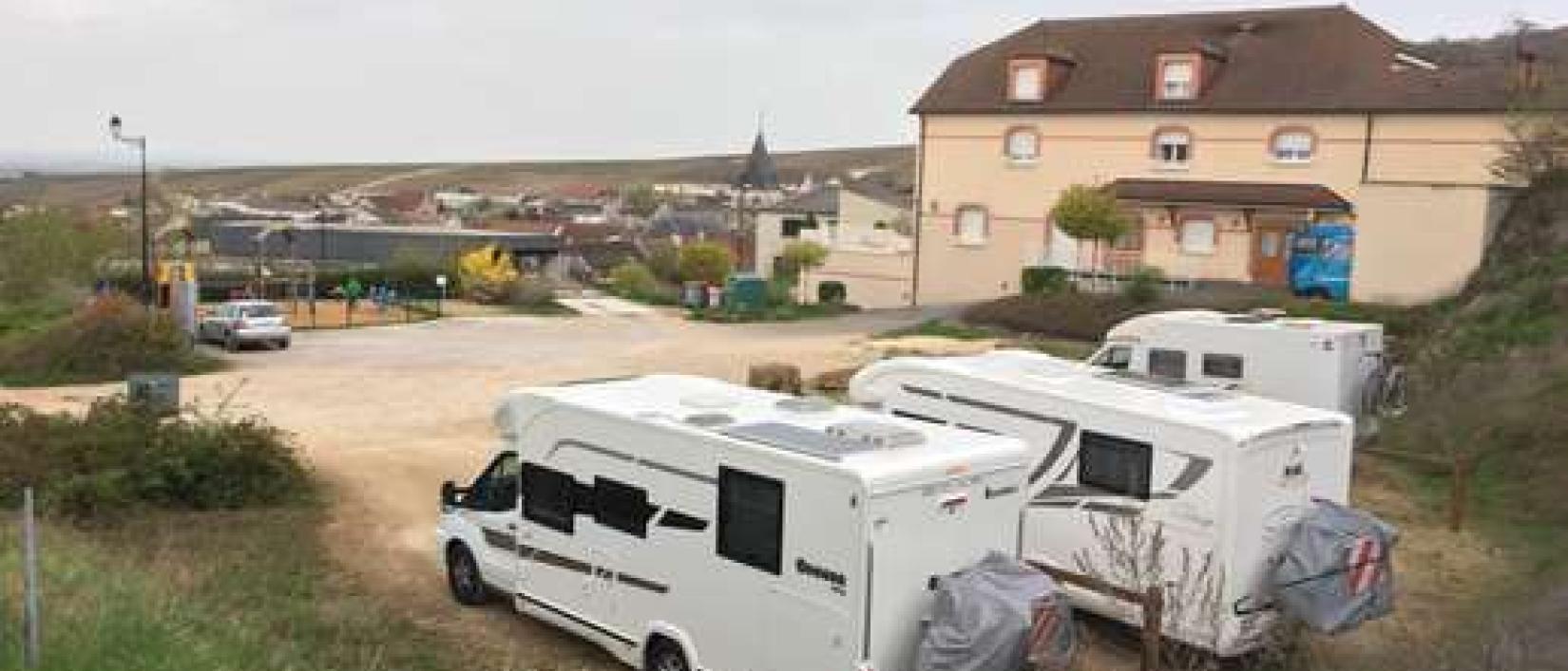 Hoofdfoto Aire de Camping-Car La Carriere