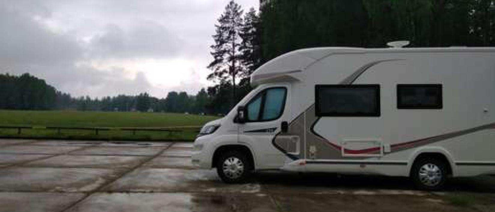 Hoofdfoto Parking aan meer Ungurs