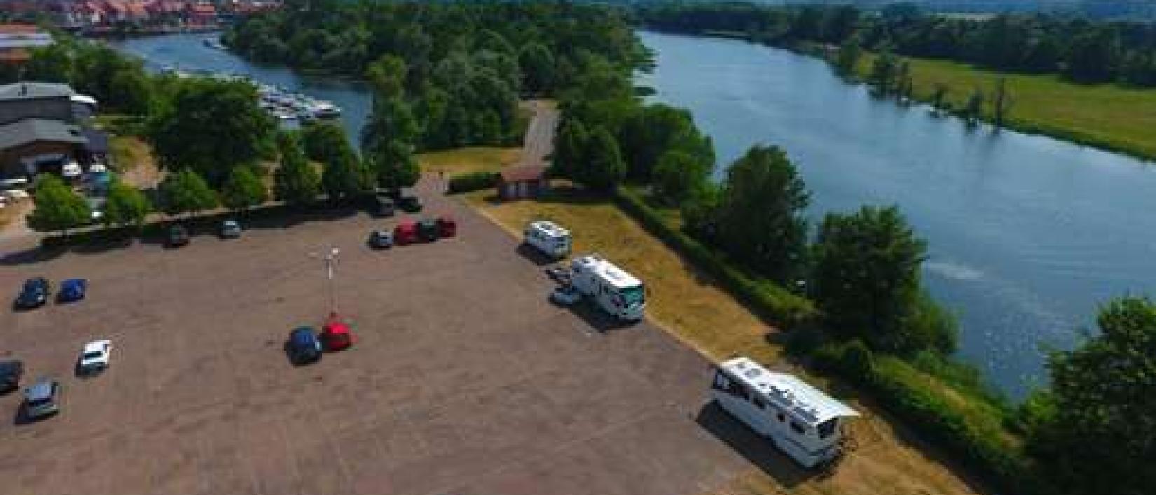 Hoofdfoto Parkplatz Spülinsel