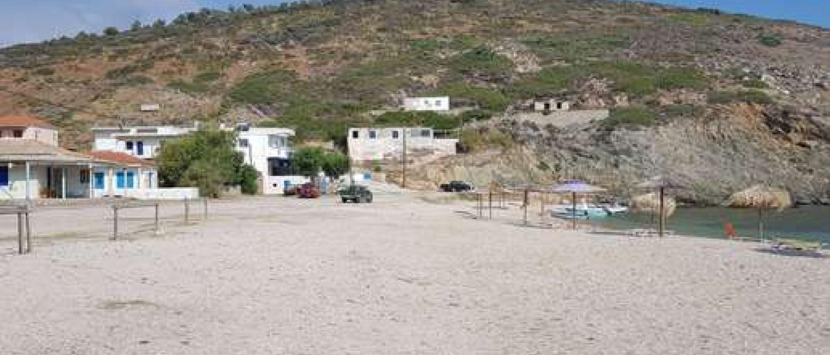 Hoofdfoto Zarakes Beach