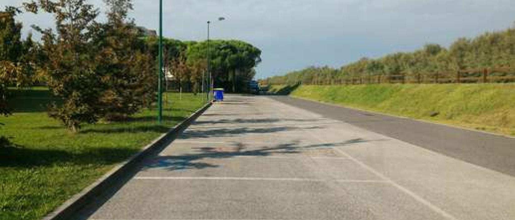 Hoofdfoto Parcheggio Via Lungolaguna Trento