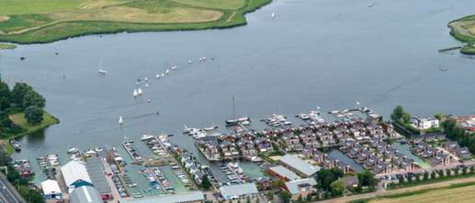 Hoofdfoto Camperplaats bij jachthaven Uitgeest