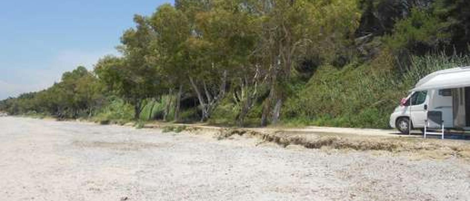 Hoofdfoto Parking Monolithi Beach