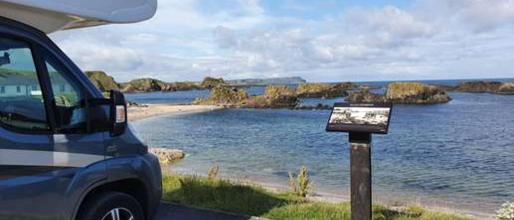 Hoofdfoto Car Park Ballintoy Harbor