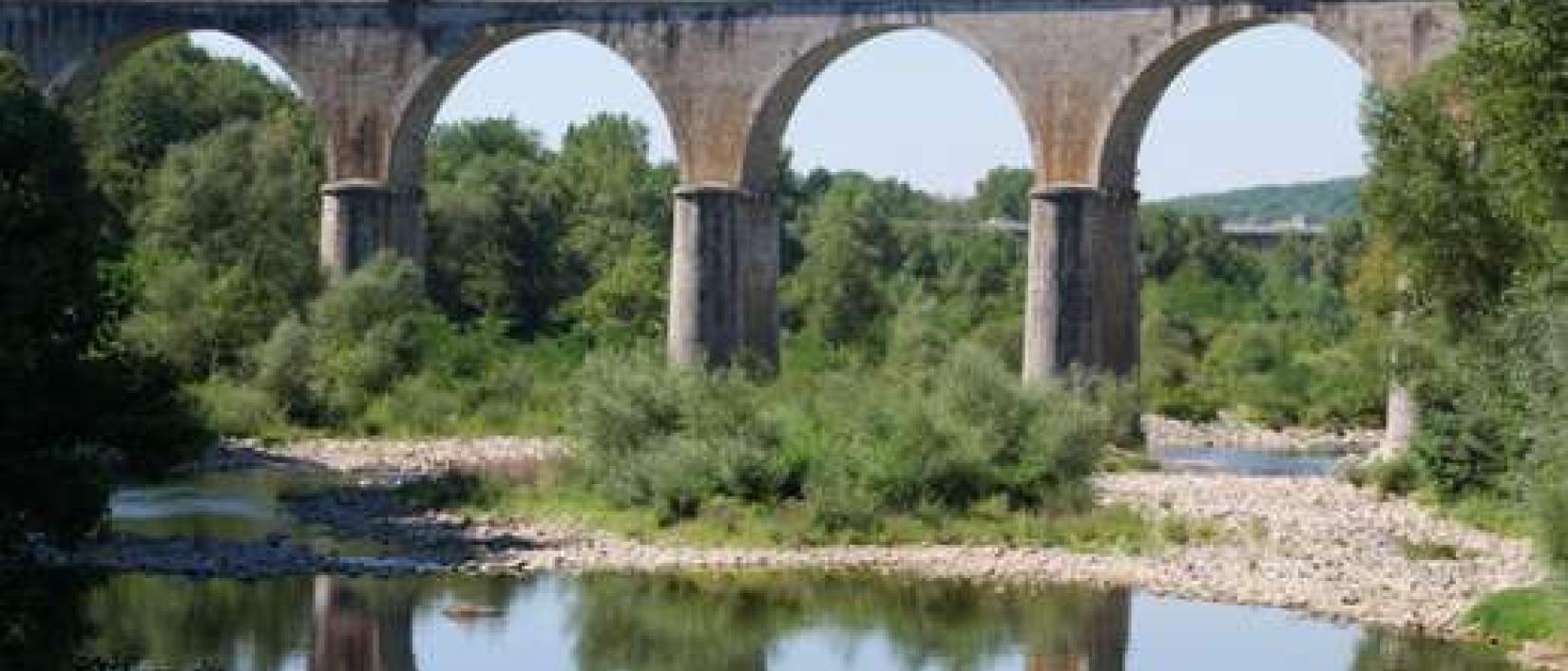 Hoofdfoto Aire Camping-Car Park de Ruoms, les Remparts