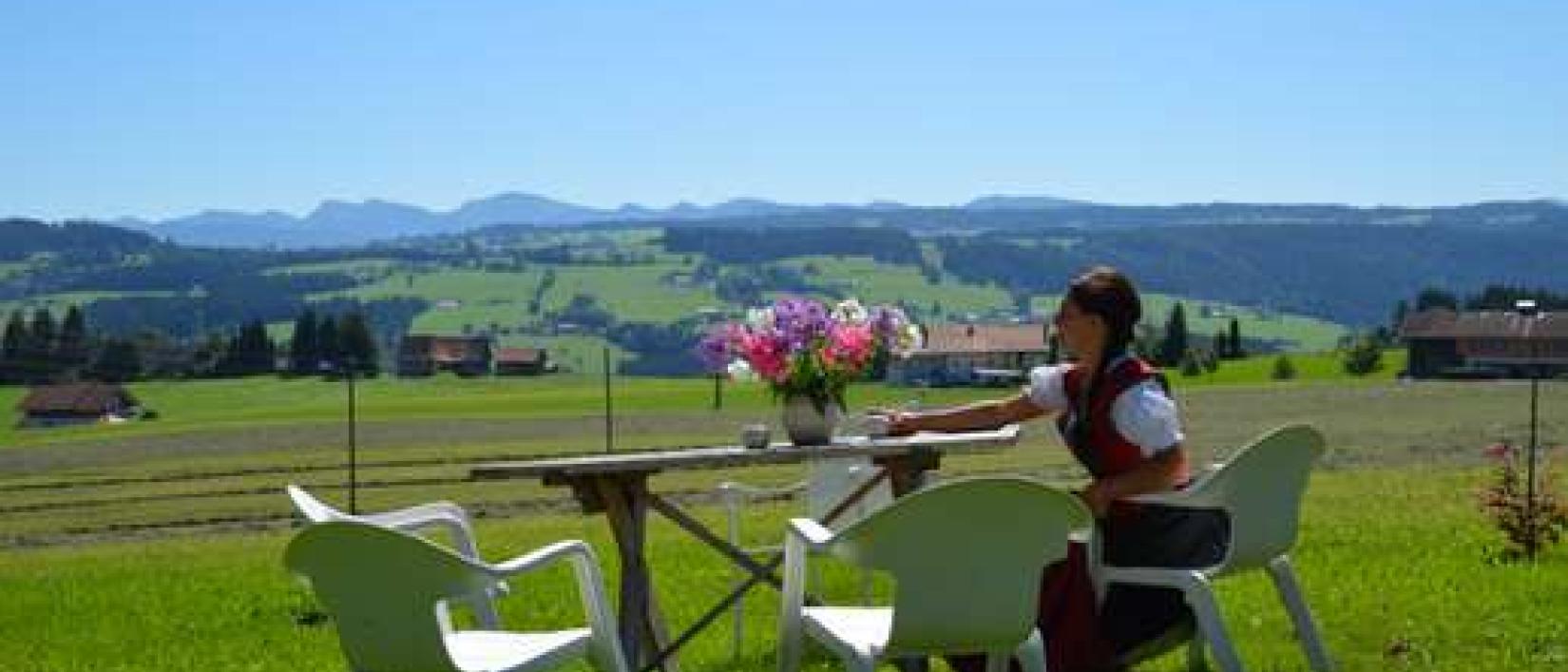 Hoofdfoto Alex Garten mit Bergblick