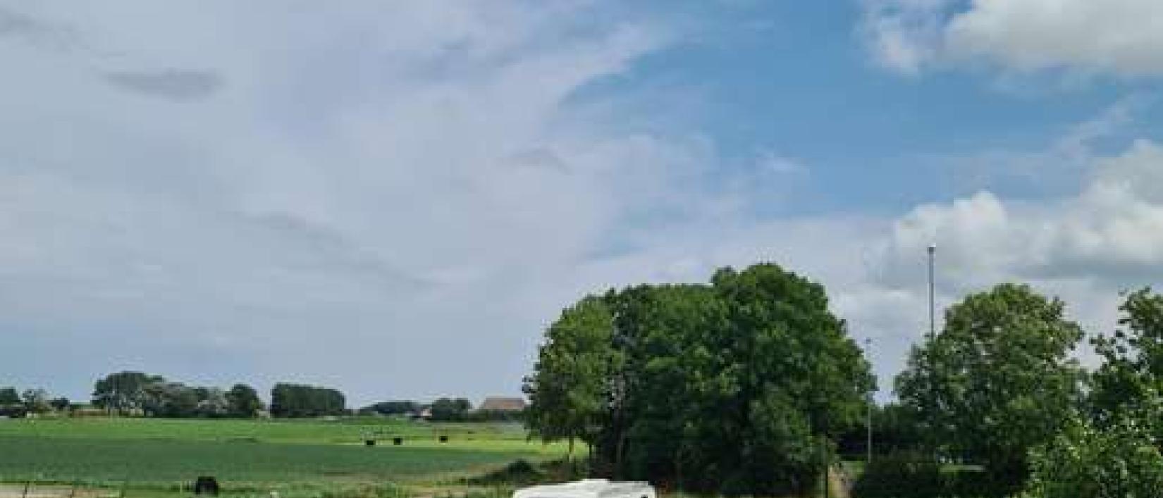 Hoofdfoto Camperplaats "Oer de Wjuk"