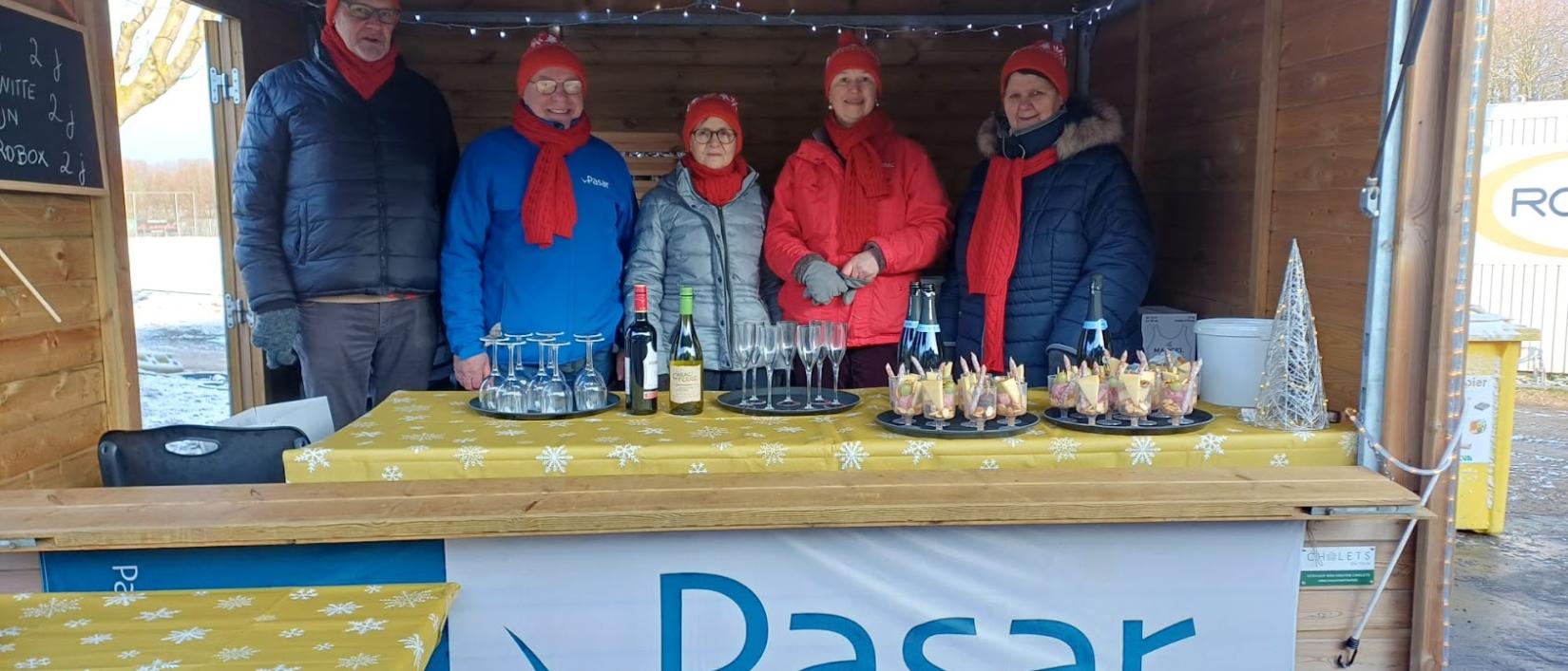 Onze medewerkers in de chalet op de nieuwjaarsreceptie Erpe-Mere
