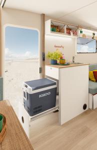 Hobby Beachy