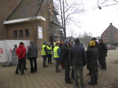 vertrek aan kerk Kontich Kazerne