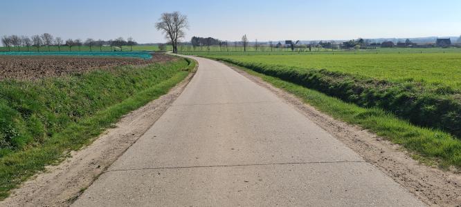 Oude Gentweg boven op de Meetjeslandse cuesta