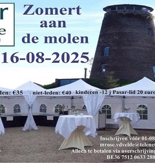 Pasar zomert aan de molen.