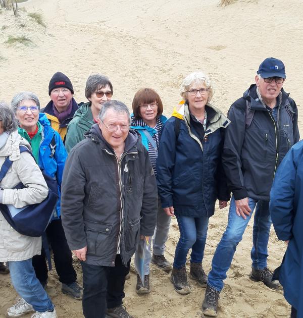 Groepsfoto in de duinen