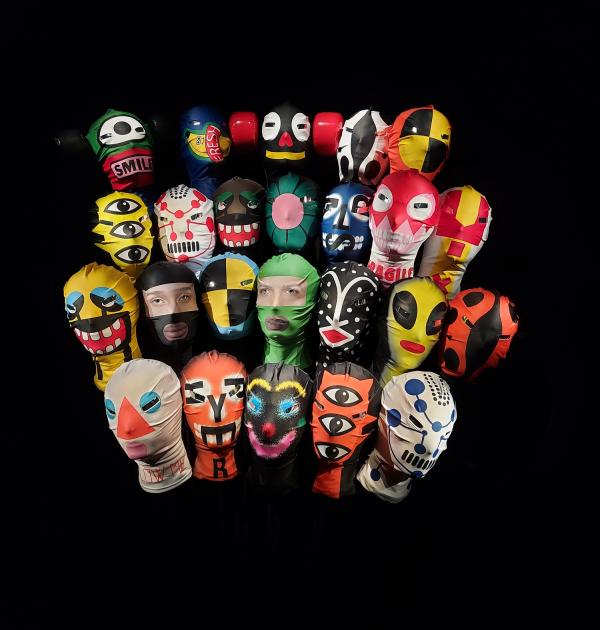 Compositie van Walter van Beirendonck - maskers