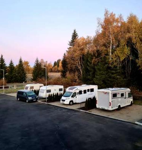 Hoofdfoto Camperlocatie bij restaurant Havlovka