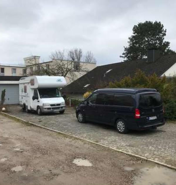 Hoofdfoto Privater Stellplatz in Wohngebiet Kiel