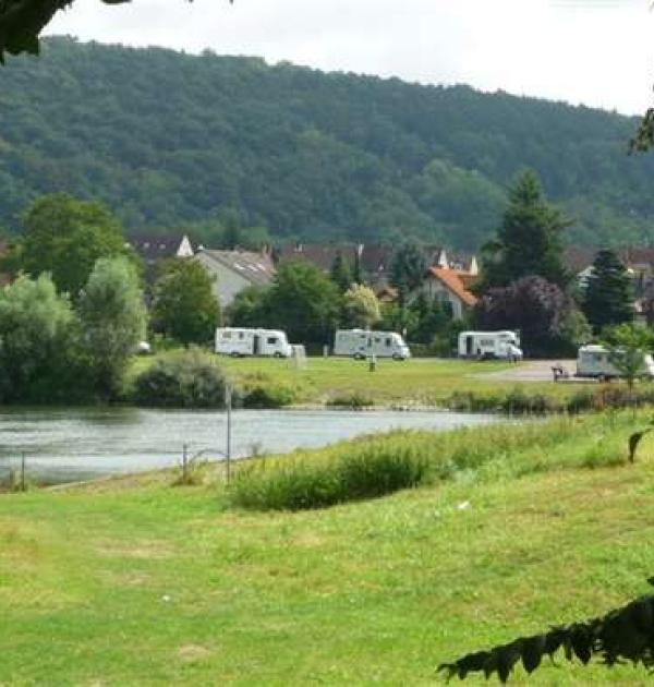 Hoofdfoto Stellplatz Mainauen-Badewelt