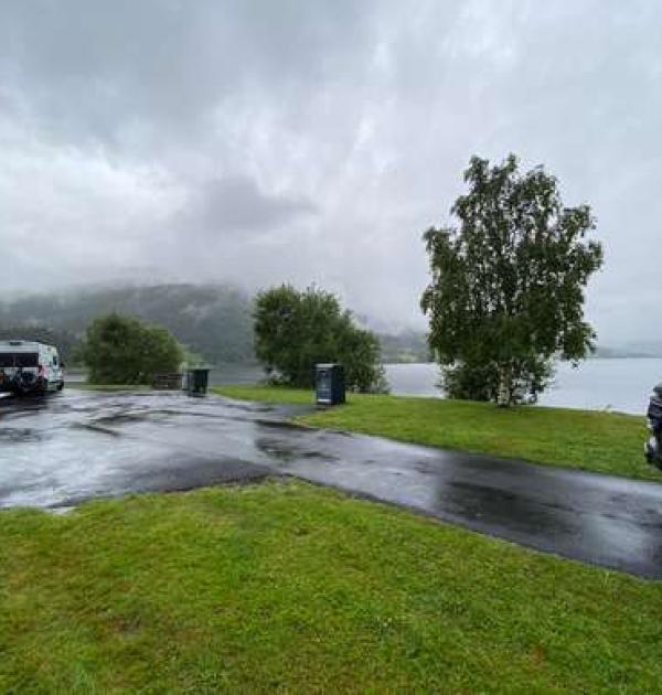 Hoofdfoto Rasteplass Oppheimsvatnet