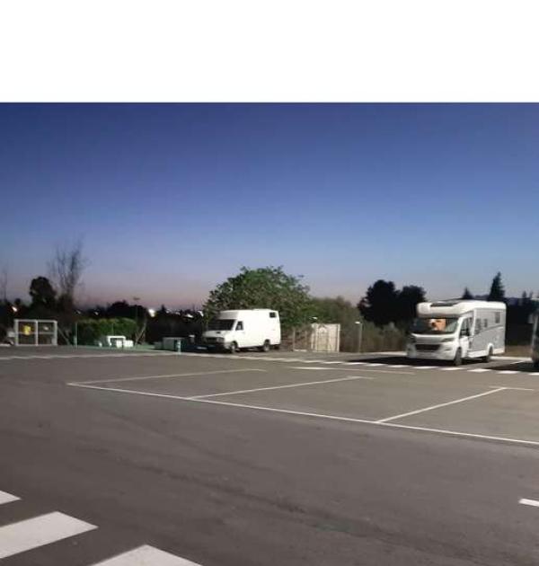 Hoofdfoto Aparcarmiento disuasorio y autocaravanas molina a centro