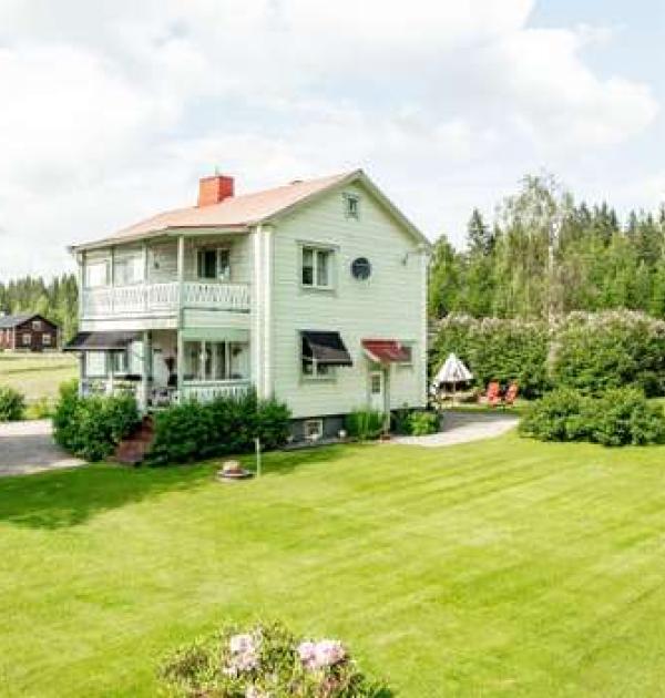 Hoofdfoto Forest Family Home