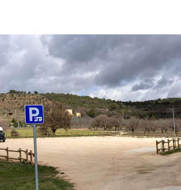 Hoofdfoto Area de Autocaravanas Covarrubias