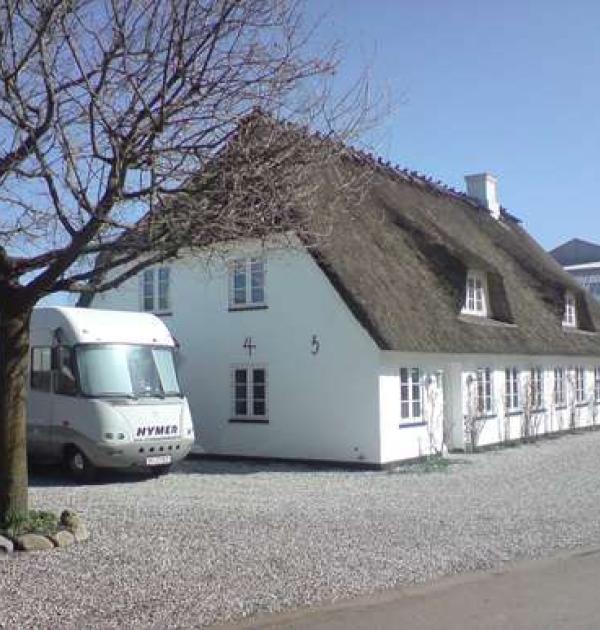 Hoofdfoto Lindegaarden, Annemarie Christensen