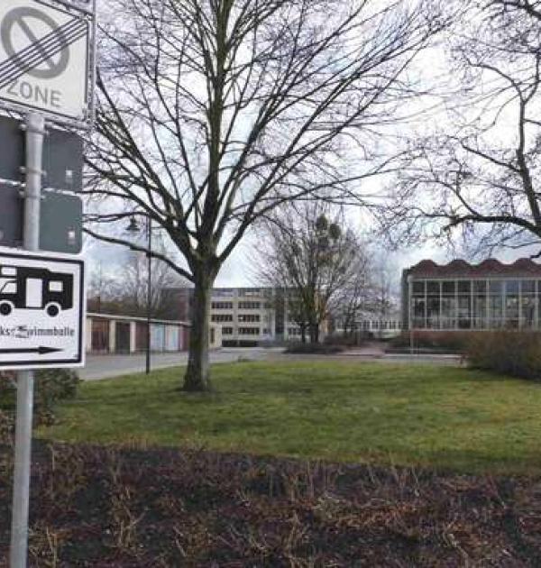 Hoofdfoto Wohnmobilstellplatz Volksschwimmhalle