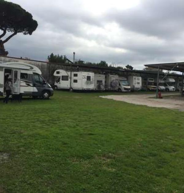 Hoofdfoto Area Camper Estatico