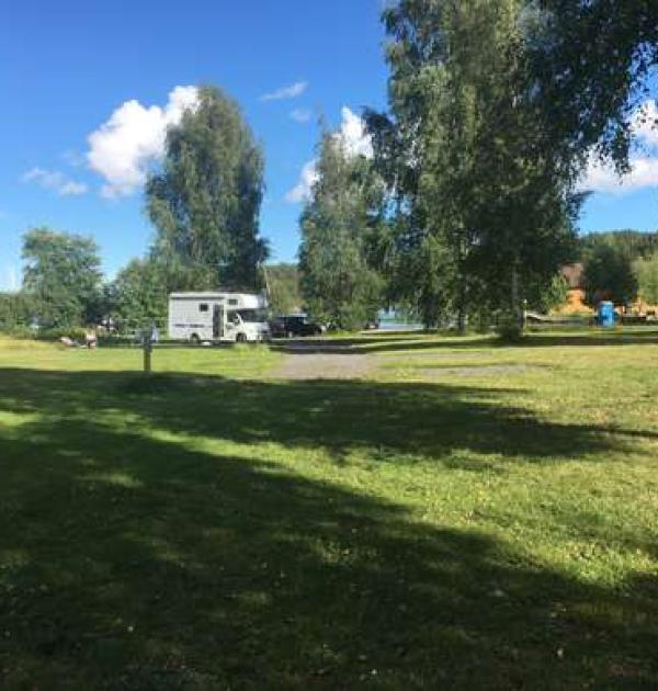 Hoofdfoto Bobil Parkering, stasjon på Voll
