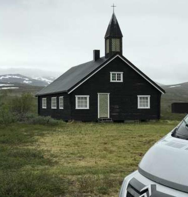 Hoofdfoto Åisaroaivi kerk