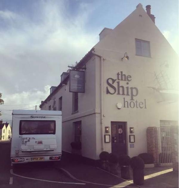 Hoofdfoto Parking The Ship Hotel