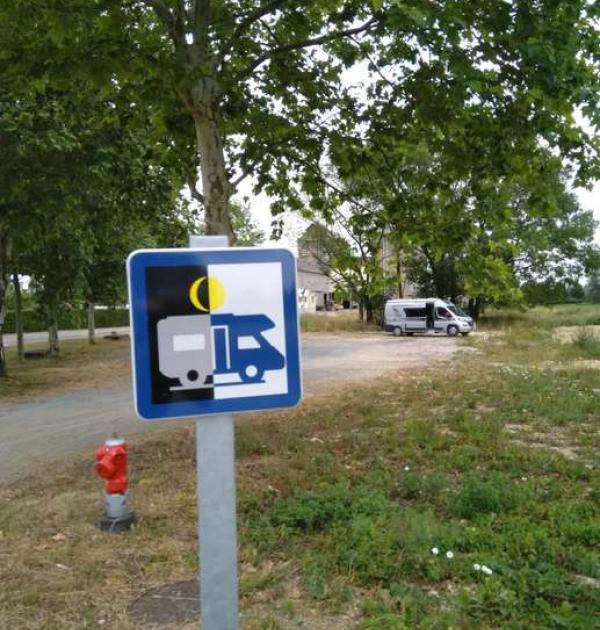 Hoofdfoto Parking Pierrefitte sur Aire