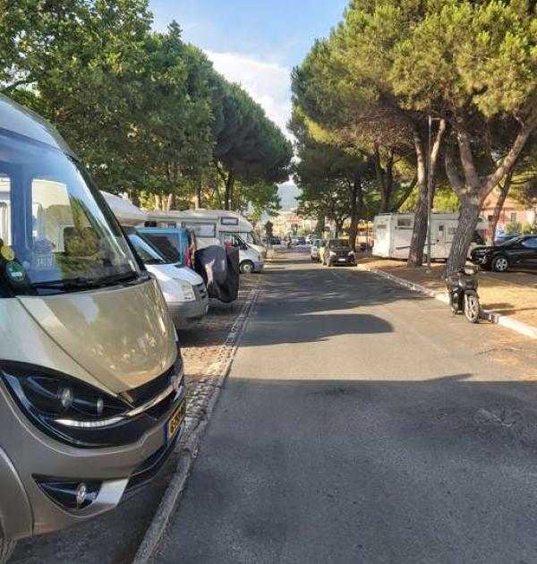 Hoofdfoto Parking Großer Parkplatz